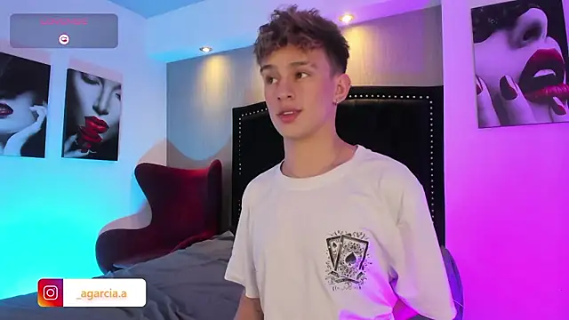 LiamWildx20 online show from 19, 3, 2026