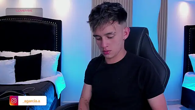 LiamWildx20 online show from 24, 5, 2026