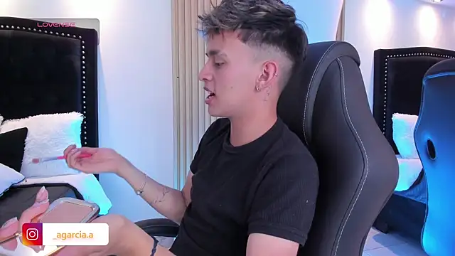 LiamWildx20 online show from 28, 5, 2026