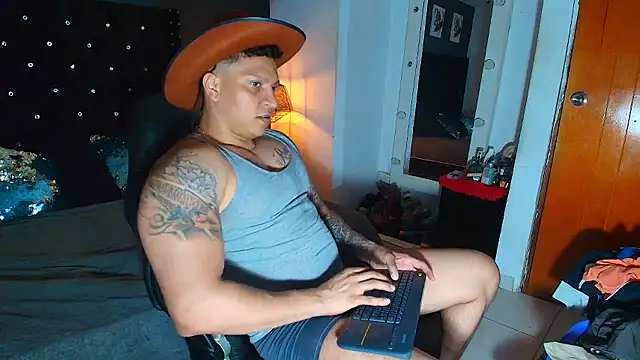 Snapshot of ethan_dalton_ chatting on 6, 1, 2026 ethan dalton online show from 6, 1, 2026