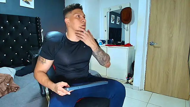 ethan dalton  online show from 13, 4, 2026