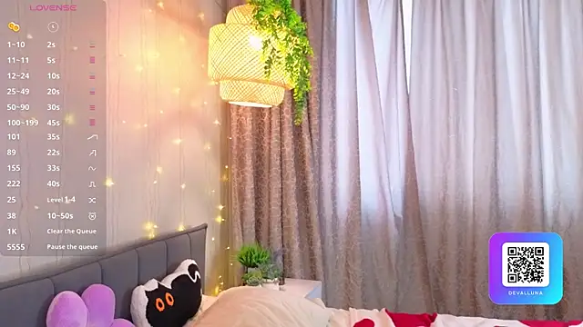 ConstanceHelms online show from 27, 3, 2026