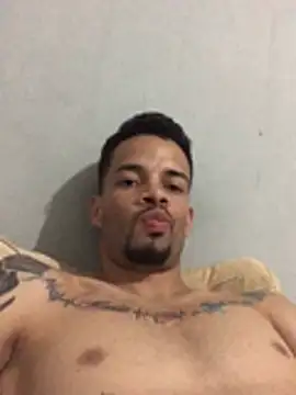 Snapshot of HenriquePhn chatting on 22, 3, 2026 HenriquePhn online show from 22, 3, 2026