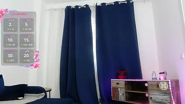 TerresaDiamond online show from 24, 11, 2025