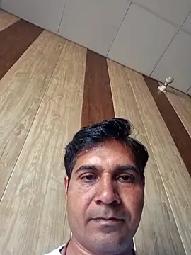 Snapshot of johnny8731 chatting on 19, 4, 2026 johnny8731 online show from 19, 4, 2026