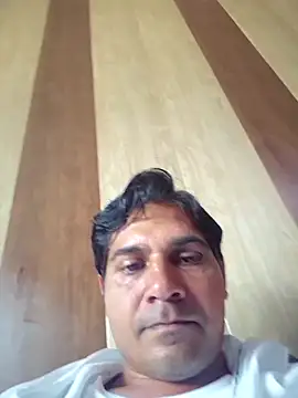 Snapshot of johnny8731 chatting on 10, 5, 2026 johnny8731 online show from 10, 5, 2026