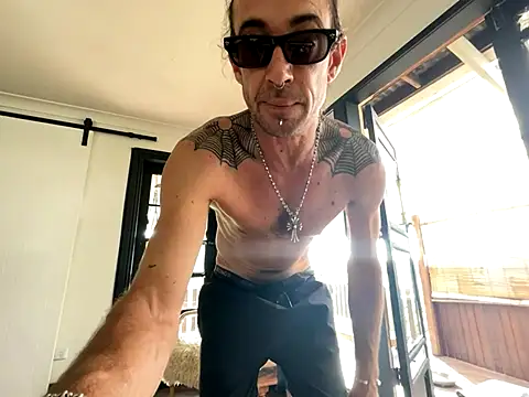 Snapshot of mastertittiefkr chatting on 7, 11, 2025 mastertittiefkr online show from 7, 11, 2025