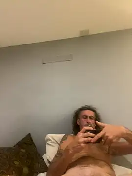 Snapshot of Coco-sarli chatting on 4, 12, 2025 Coco-sarli online show from 4, 12, 2025