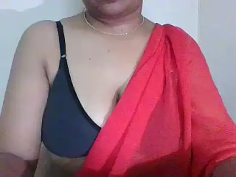 Snapshot of snehashreyatamil chatting on 13, 11, 2025 snehashreyatamil online show from 13, 11, 2025