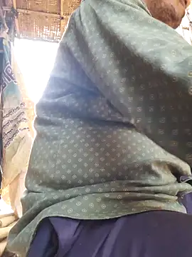 Snapshot of hot_integer chatting on 30, 10, 2025 hot integer online show from 30, 10, 2025