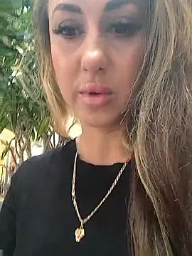 Brilliant-Splashes online show from 10, 9, 2025