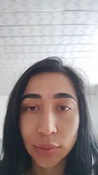 Elowyn online show from 5, 4, 2026