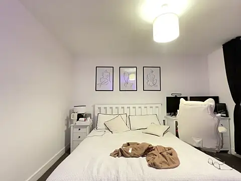 Snapshot of Missalex_xo chatting on 10, 10, 2025 Missalex xo online show from 10, 10, 2025