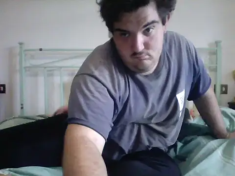 Snapshot of Piono chatting on 17, 11, 2025 Piono online show from 17, 11, 2025