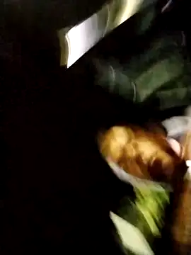 Snapshot of elmono125 chatting on 18, 3, 2025 elmono125 online show from 18, 3, 2025