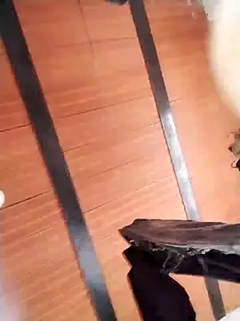 Snapshot of elmono125 chatting on 21, 3, 2025 elmono125 online show from 21, 3, 2025