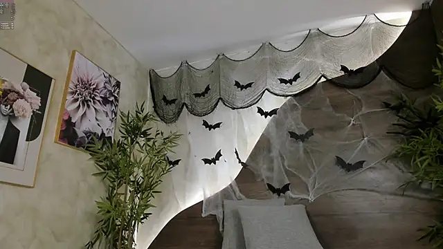 Snapshot of mia_lacy_ chatting on 5, 11, 2025 mia lacy online show from 5, 11, 2025