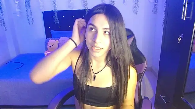 Snapshot of Lyaa_Cute chatting on 13, 1, 2026 Lyaa Cute online show from 13, 1, 2026