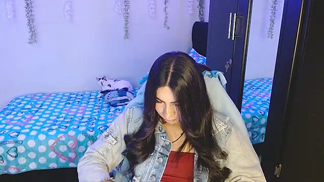 Lyaa Cute online show from 28, 4, 2026