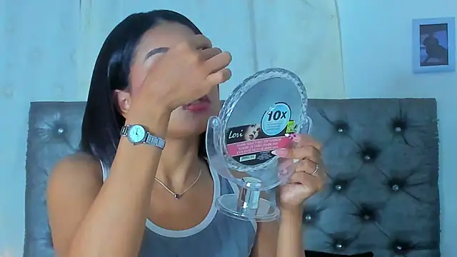 Snapshot of NikkiStarrr chatting on 27, 11, 2025 NikkiStarrr online show from 27, 11, 2025