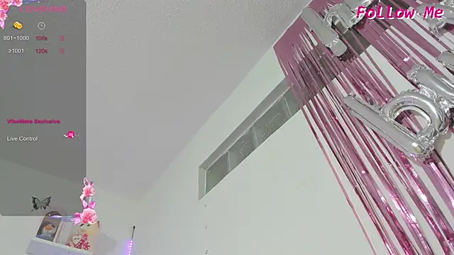 Snapshot of mailyn_baker chatting on 19, 11, 2025 mailyn baker online show from 19, 11, 2025