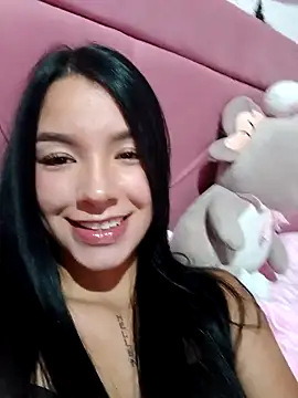 adrianagilton online show from 5, 10, 2025