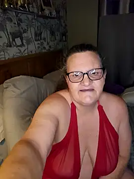 MissQueenBeex online show from 19, 2, 2026