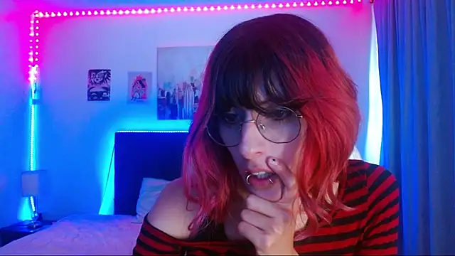 goth minerva online show from 22, 11, 2025