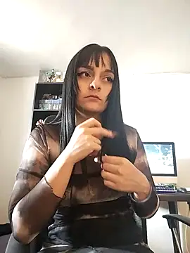 KARINNA  RAVEN online show from 23, 11, 2025