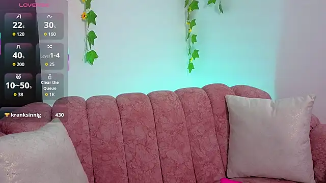 Snapshot of Daiana__prince chatting on 15, 10, 2025 Daiana  prince online show from 15, 10, 2025