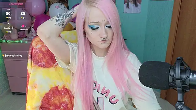 Manuela unicorn online show from 19, 12, 2025