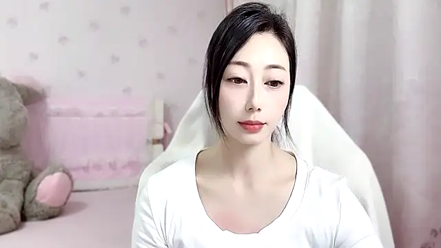 Snapshot of anjila888 chatting on 28, 10, 2025 anjila888 online show from 28, 10, 2025