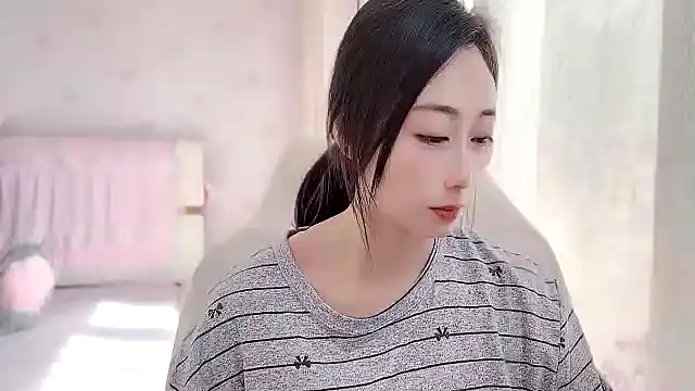 Snapshot of anjila888 chatting on 2, 11, 2025 anjila888 online show from 2, 11, 2025