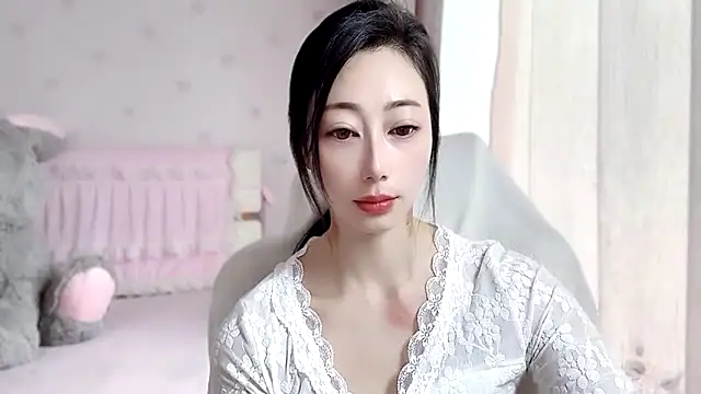 Snapshot of anjila888 chatting on 6, 11, 2025 anjila888 online show from 6, 11, 2025