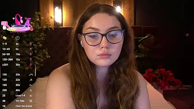 Snapshot of LuxSopphia chatting on 24, 5, 2026 LuxSopphia online show from 24, 5, 2026