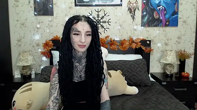 Snapshot of Velvetbat chatting on 23, 11, 2025 Velvetbat online show from 23, 11, 2025