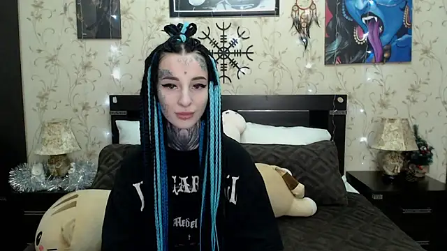 Snapshot of Velvetbat chatting on 18, 12, 2025 Velvetbat online show from 18, 12, 2025