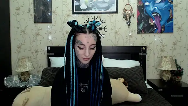 Snapshot of Velvetbat chatting on 19, 12, 2025 Velvetbat online show from 19, 12, 2025