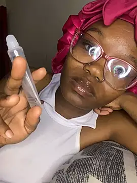 YummyMelanin117 online show from 26, 10, 2025