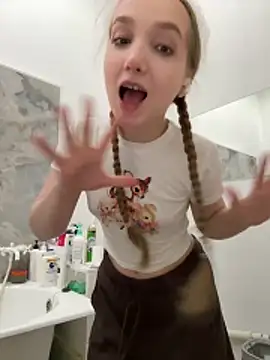 bambi lu online show from 25, 3, 2026