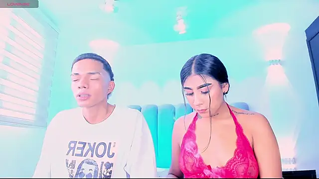 Snapshot of candyandmarilyn chatting on 17, 10, 2025 candyandmarilyn online show from 17, 10, 2025