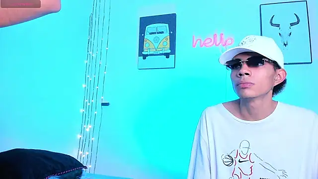 Snapshot of candyandmarilyn chatting on 14, 12, 2025 candyandmarilyn online show from 14, 12, 2025