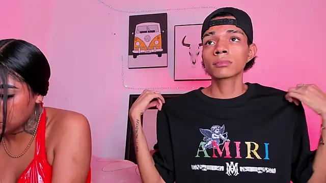 Snapshot of candyandmarilyn chatting on 15, 1, 2026 candyandmarilyn online show from 15, 1, 2026