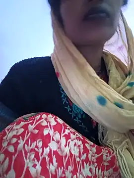 Snapshot of Eshna_Dabral chatting on 15, 11, 2025 Eshna Dabral online show from 15, 11, 2025