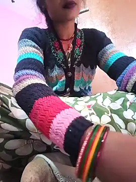 Snapshot of Eshna_Dabral chatting on 26, 11, 2025 Eshna Dabral online show from 26, 11, 2025