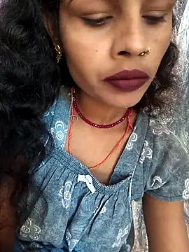 Snapshot of Eshna_Dabral chatting on 28, 11, 2025 Eshna Dabral online show from 28, 11, 2025