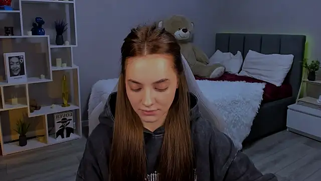 MelanieAlves online show from 26, 11, 2025