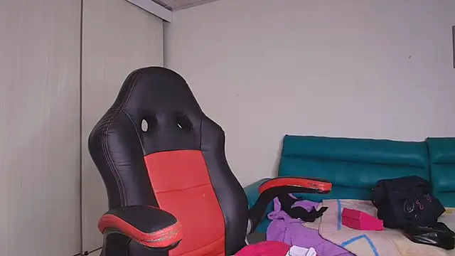 Snapshot of lovehotpink chatting on 24, 11, 2025 lovehotpink online show from 24, 11, 2025