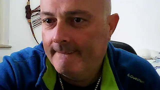 Alexis Bull online show from 17, 11, 2025