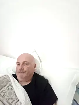 Alexis Bull online show from 2, 2, 2026